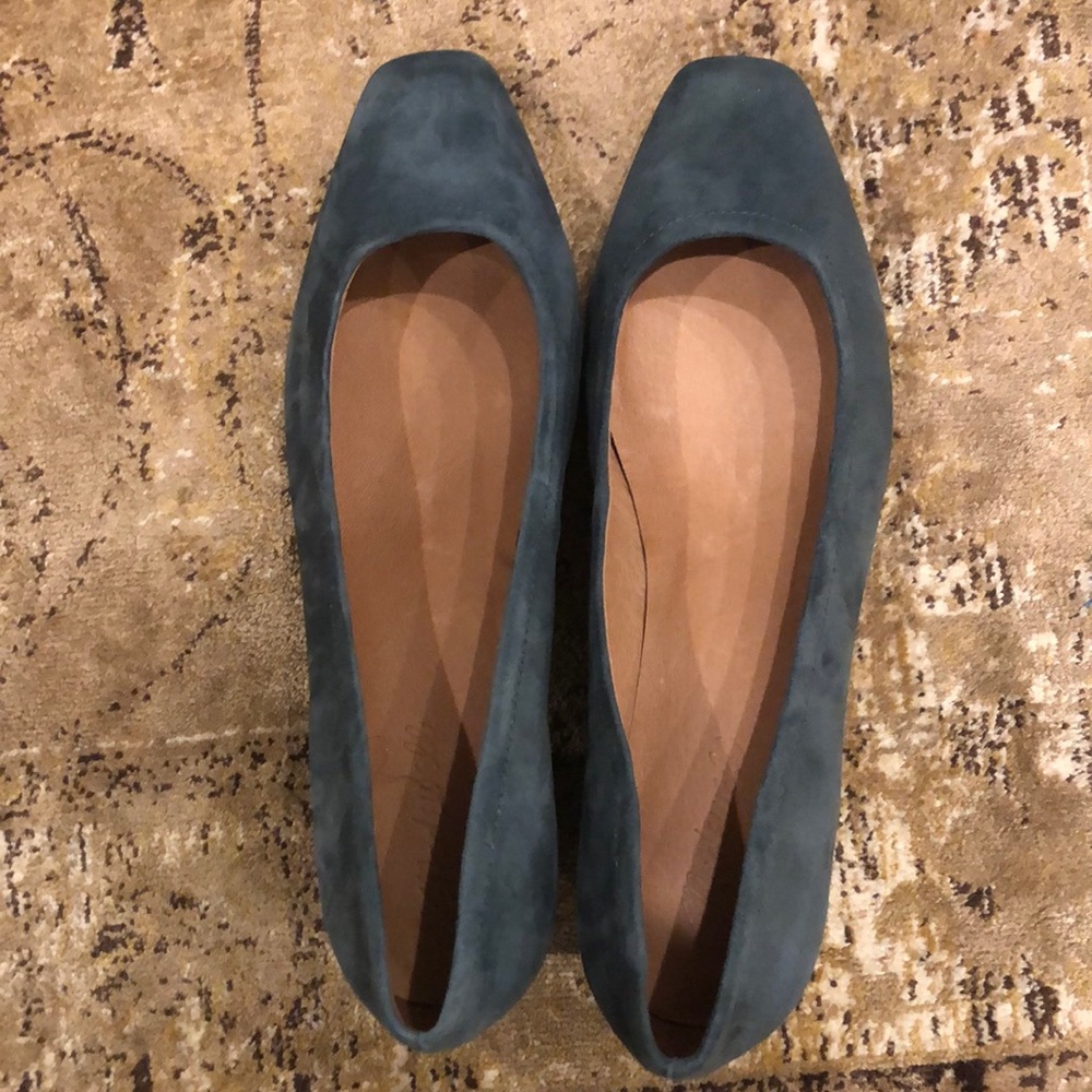Made well blue/green suede block heel pumps